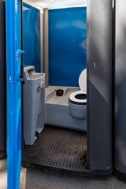 Best Portable toilet rental cost  in Bear Creek, AK